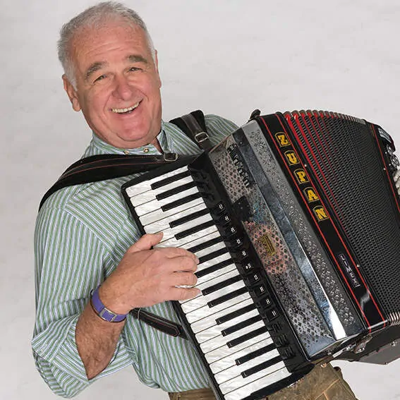 Der lustige Hermann beim Bernreiter Ganslessen.